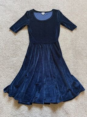 LulaRoe Elegant Collection Nicole Velvet Dress M